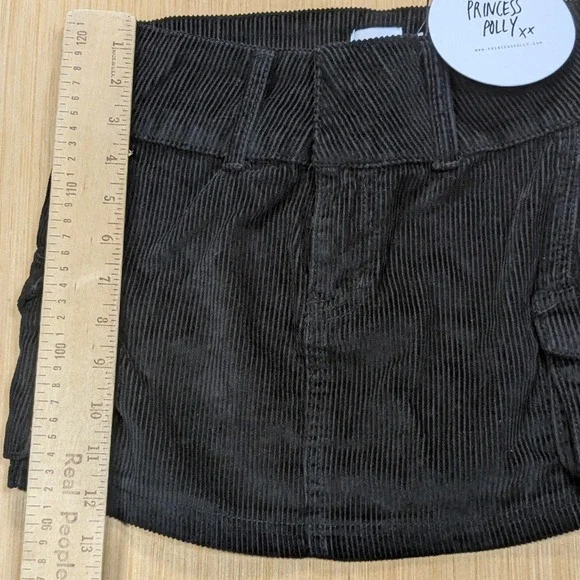 NWT Princess Polly Black Corduroy Mini Skirt Y2K Cargo Pocket Women's 4 - Picture 5 of 6